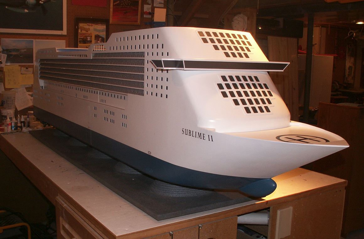 CruiseShip2.JPG