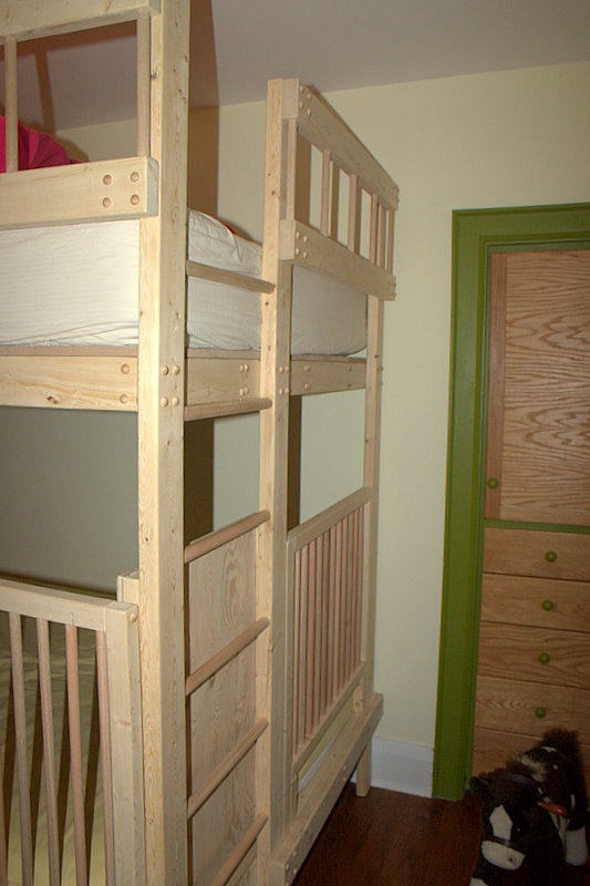 Bunk Bed Ladder Detail