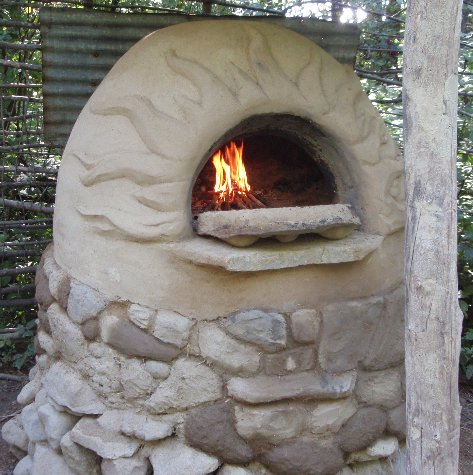 Earth Oven6.JPG