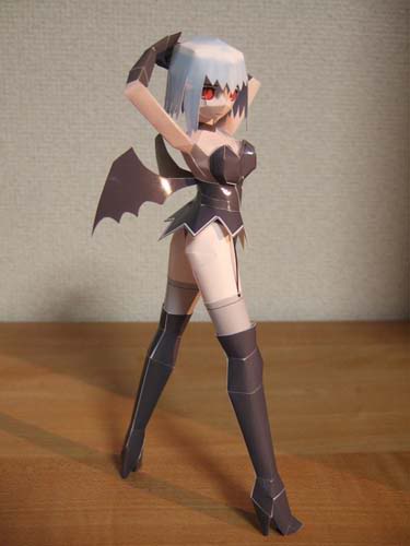 black-succubus-papercraft.jpg