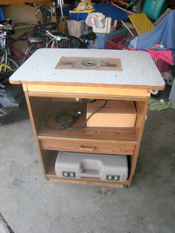 Router Table (1).jpg