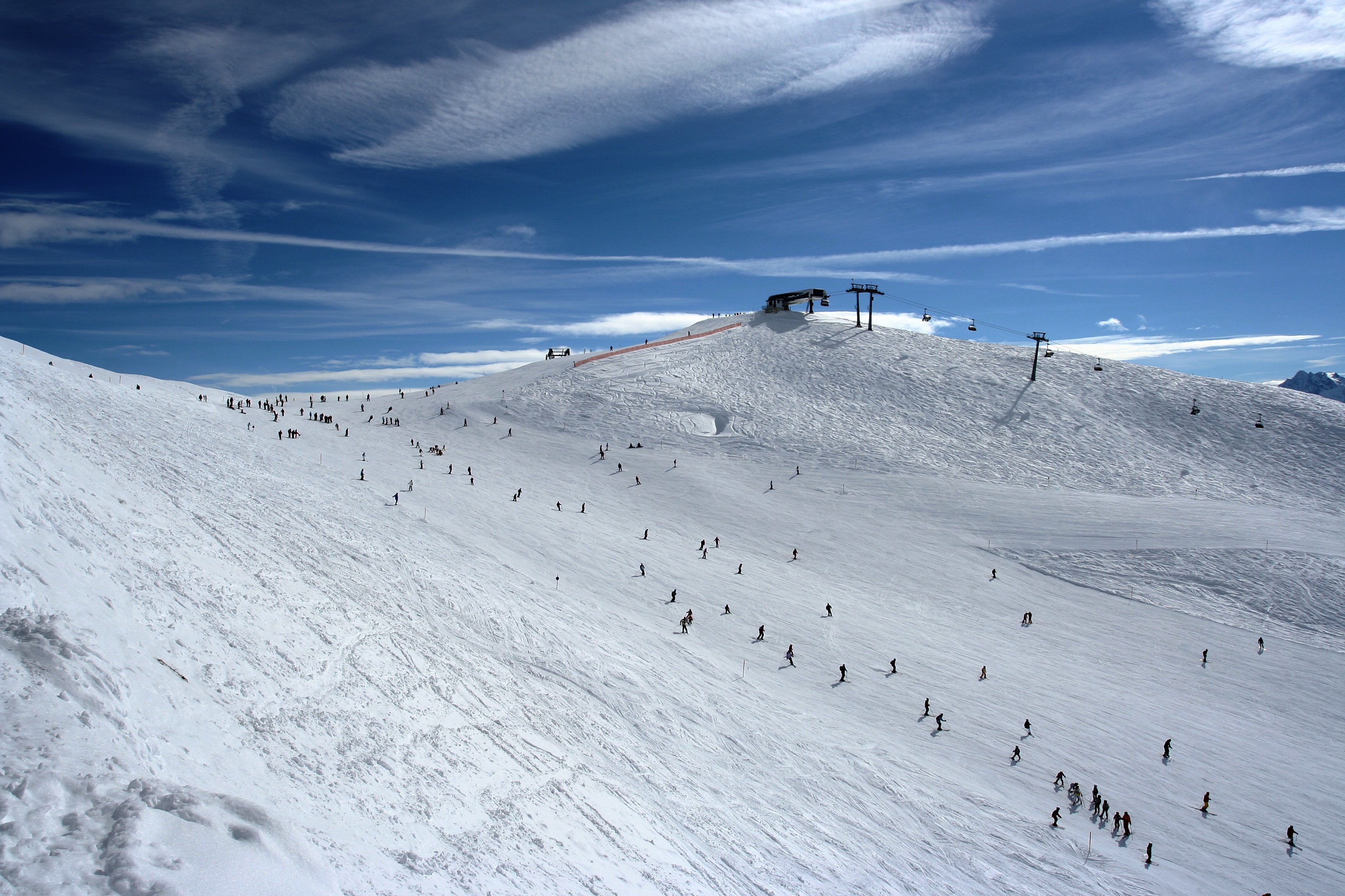 ski slope.jpg